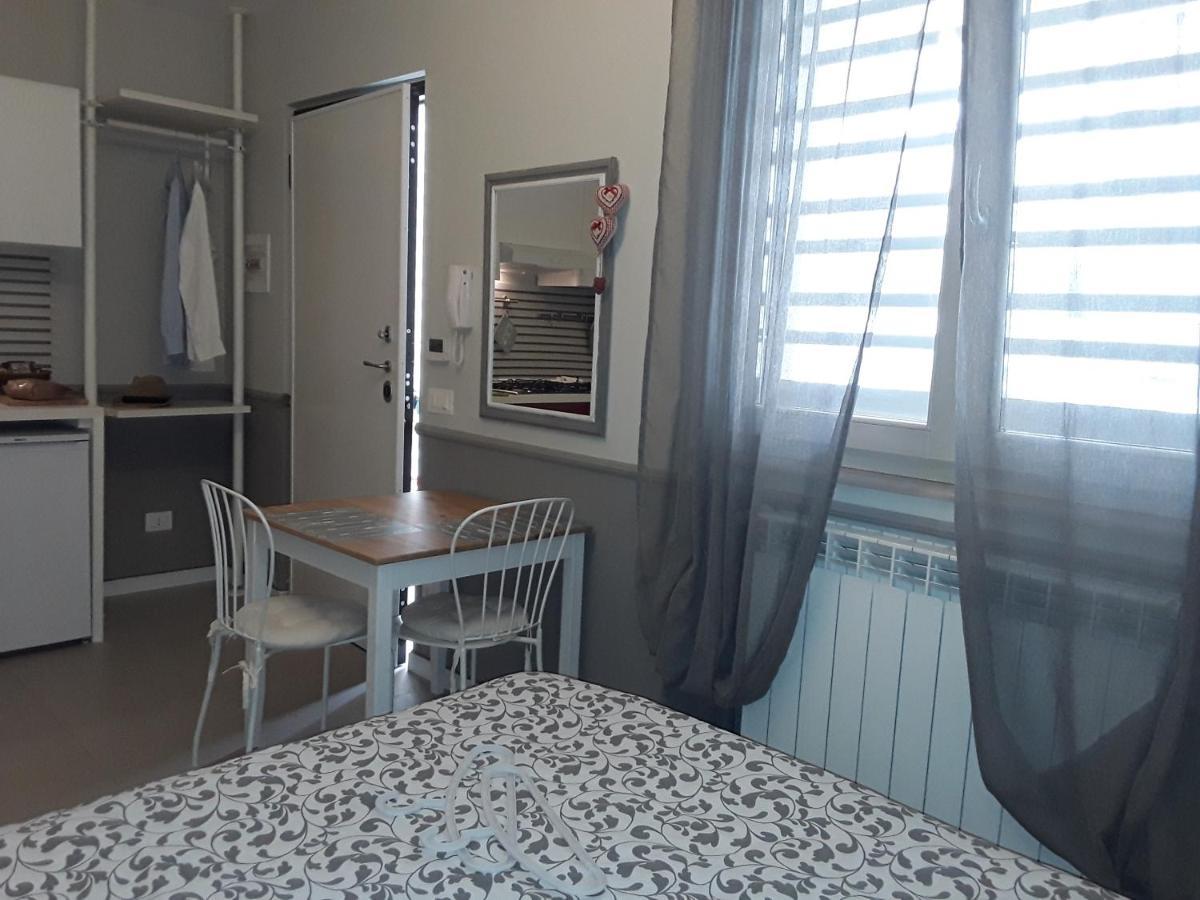 Santostefano Holidays Монополі Екстер'єр фото